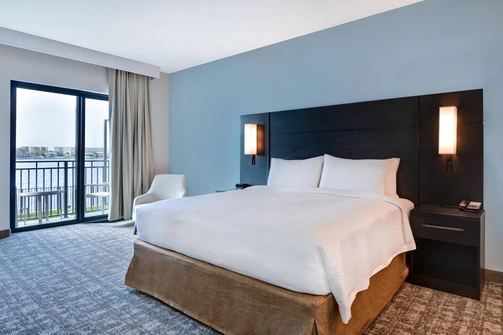 By Marriott Walton Hotel